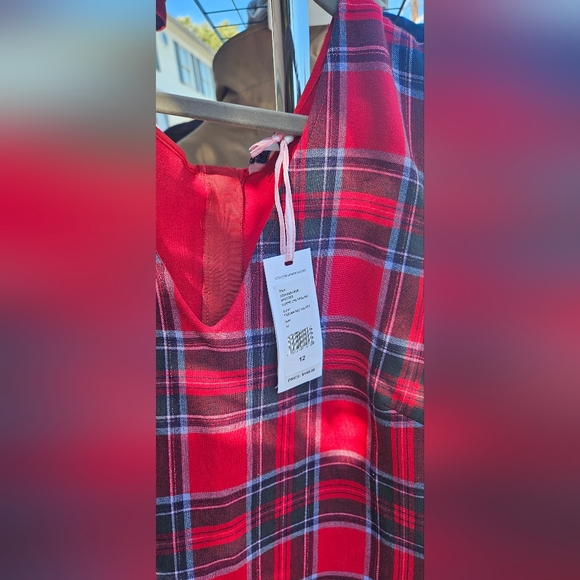 NWT Vineyard VINES Red Tartan Size 12 Womens dress - Picture 2 of 4
